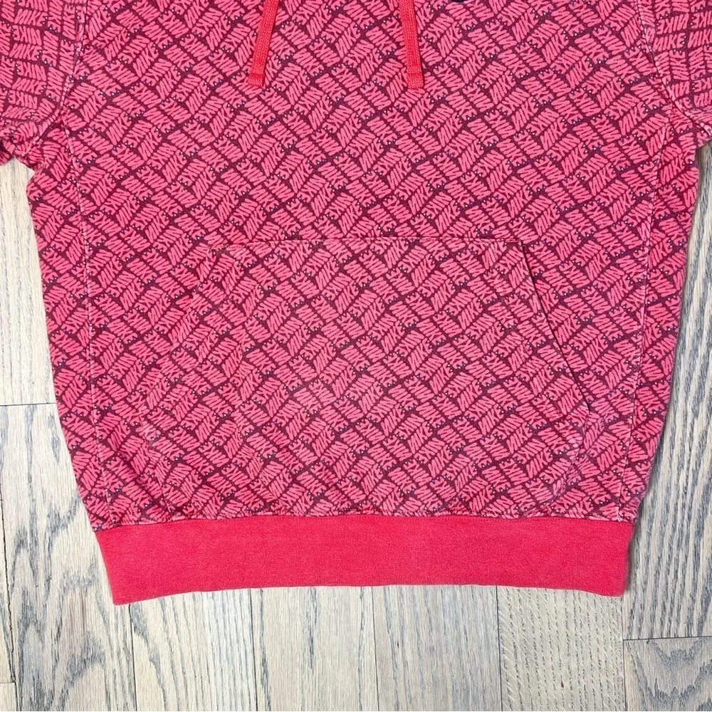 Nike Essentials Red All Over Print Pullover Hoodie Sweatshirt Size Small